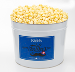 Load image into Gallery viewer, white cheddar popcorn for dad is indulgent and brings the flavor. it&#39;s special for his special day. order online and ship anywhere for free.
